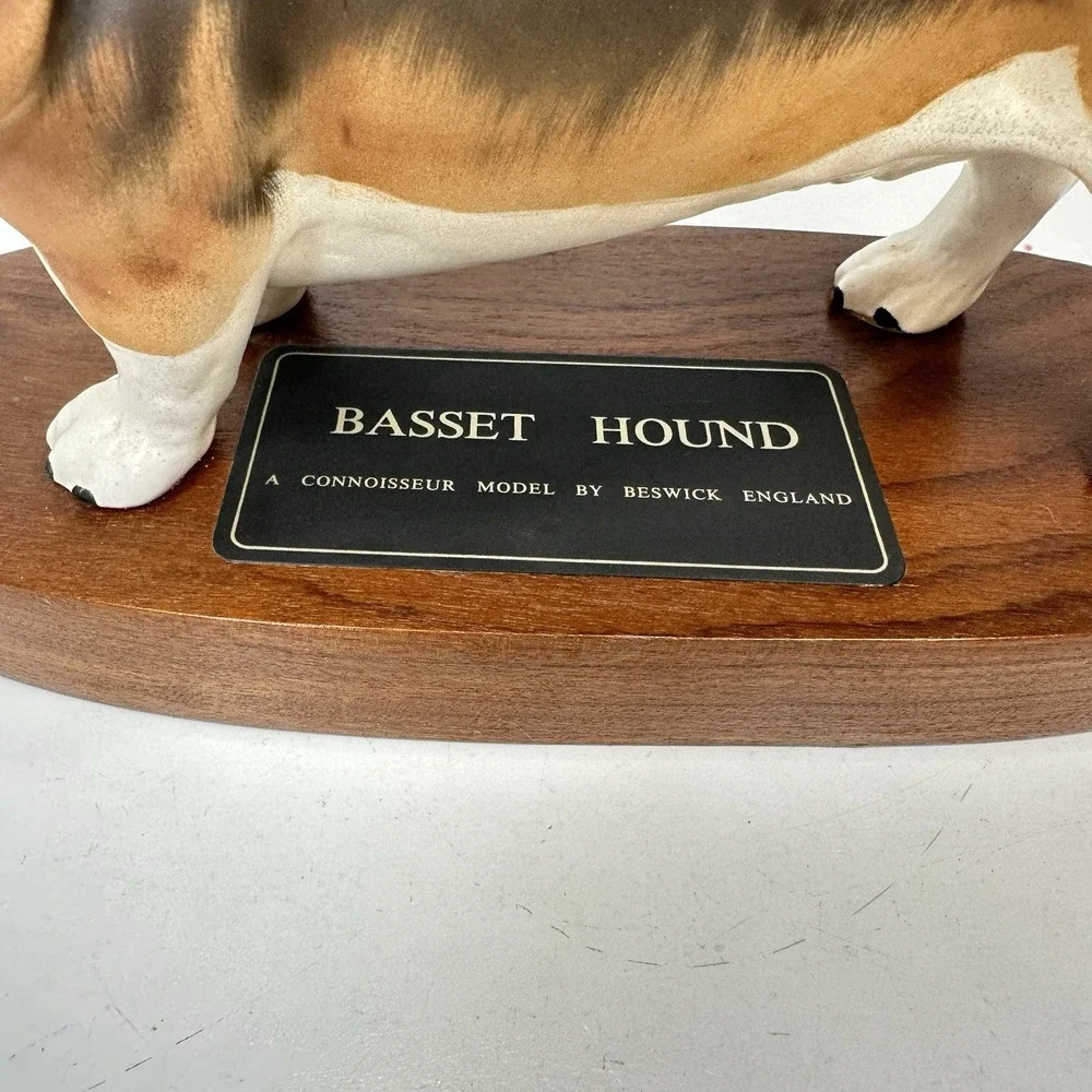Beswick Basset Hound Connoisseur Model Dog Beswick England Figurine Mounted